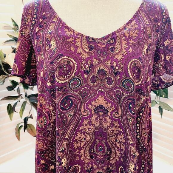SHOW ME YOUR MUMU SHORT SLEEVE CRANBURY/PURPLE PAISLEY SIZE MED - Picture 5 of 7
